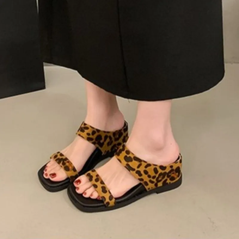 2026 Summer Women Platform Wedges Heel Sandals Fashion Square Open Toe Ladies Elegant Party Dress Gladiator Sandalias
2026 Summer Women Platform Wedges Heel Sandals Fashion Square Open Toe Ladies Elegant Party Dress Gladiator Sandalias