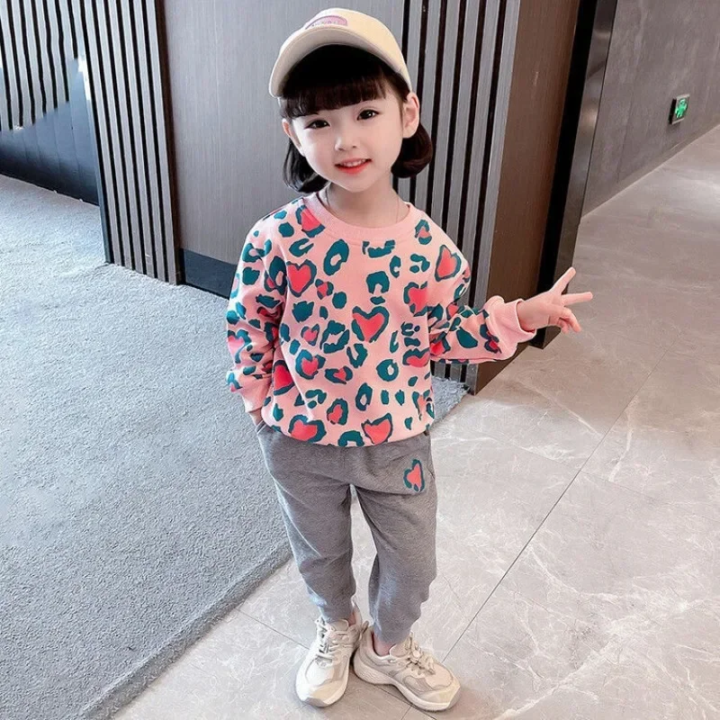 Autumn Children Girls Clothes Set Kid Leopard Print Sweatshirts Pullover Top and Pants 2 Pieces Suit Baby Fashion Tracksuits
Autumn Children Girls Clothes Set Kid Leopard Print Sweatshirts Pullover Top and Pants 2 Pieces Suit Baby Fashion Tracksuits