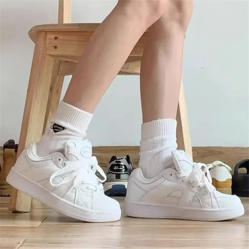 Women's Retro Chunky Sneakers 2026 Spring Lace-Up PU Leather Breathable Casual Streetwear Platform Flat Shoes for Ladies
Women's Retro Chunky Sneakers 2026 Spring Lace-Up PU Leather Breathable Casual Streetwear Platform Flat Shoes for Ladies