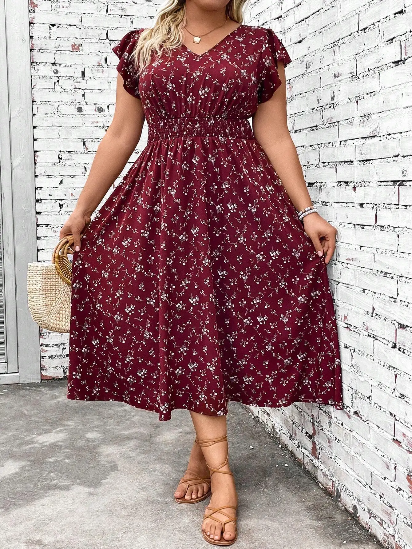 Plus Size Shirred Ditsy Floral Ruffle Sleeve Vacation Midi Dress
Plus Size Shirred Ditsy Floral Ruffle Sleeve Vacation Midi Dress