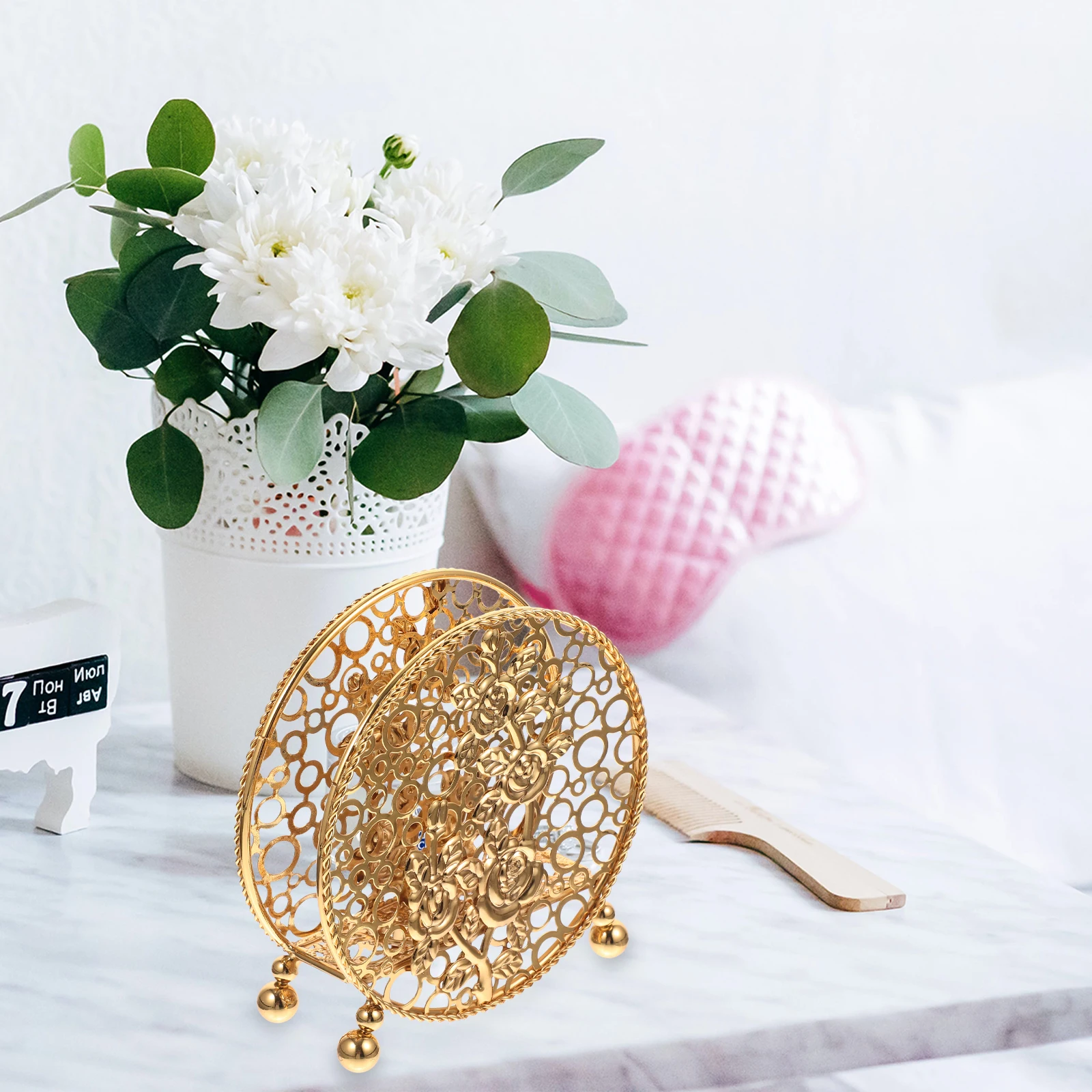 Vintage Metal Stand Decorative Tissue Holder for Kitchen Napkin Storage Holder Dining Room -Saving Design
Vintage Metal Stand Decorative Tissue Holder for Kitchen Napkin Storage Holder Dining Room -Saving Design