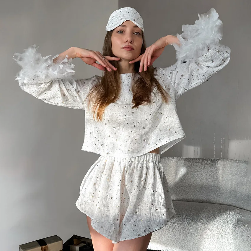 European and American comfortable soft pure cotton breathable feather long-sleeved shorts pajamas women's suit home clothes
European and American comfortable soft pure cotton breathable feather long-sleeved shorts pajamas women's suit home clothes