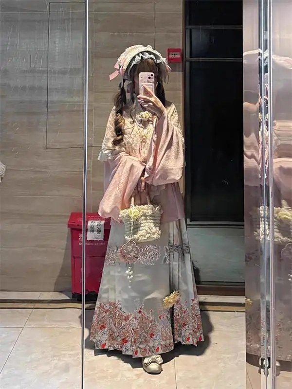 Pink Sweet Girl Lolita Hanfu Set Women's Style Tailed Skirt Traditional Chinese Costume Winter Collection 2024
Pink Sweet Girl Lolita Hanfu Set Women's Style Tailed Skirt Traditional Chinese Costume Winter Collection 2024