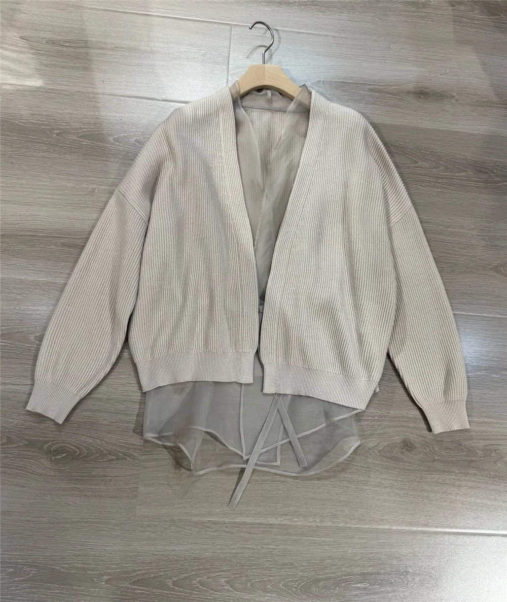 2025 Spring Summer Women's Cotton Knitted Silk Lining Two Piece Outer Cardigan Jacket
2025 Spring Summer Women's Cotton Knitted Silk Lining Two Piece Outer Cardigan Jacket