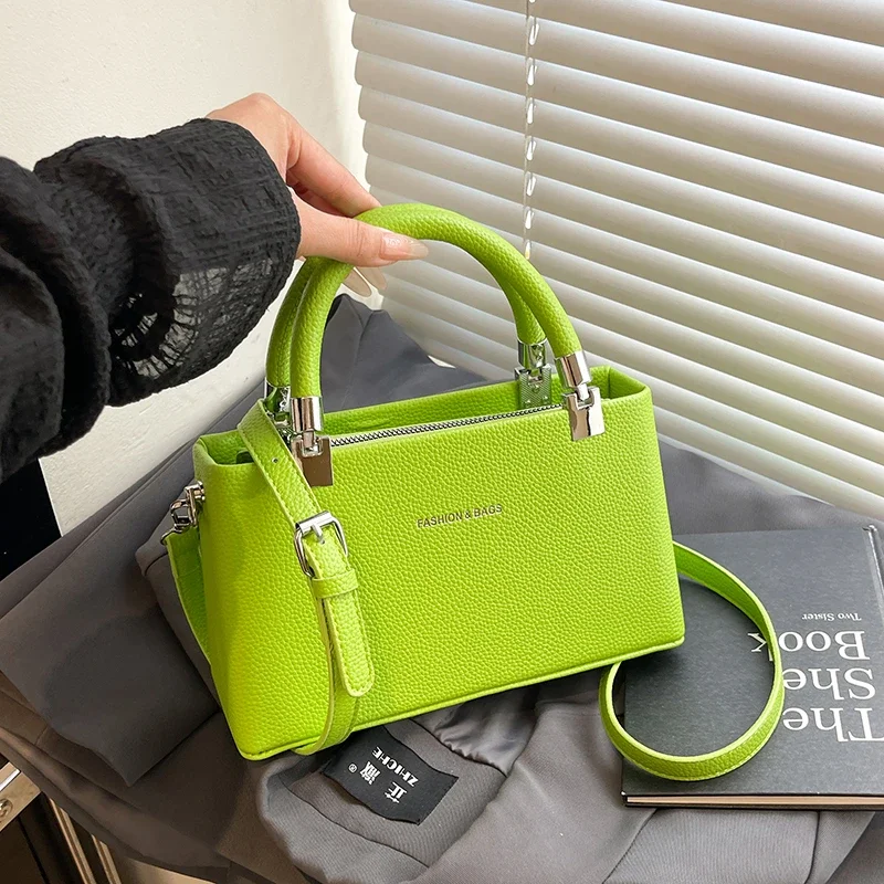 Small Handbags For Women Top Brand Shoulder Fashion Bag Square 6 Color Pu Leather Crossbody Bag With Short Handle Classic bolsas
Small Handbags For Women Top Brand Shoulder Fashion Bag Square 6 Color Pu Leather Crossbody Bag With Short Handle Classic bolsas
