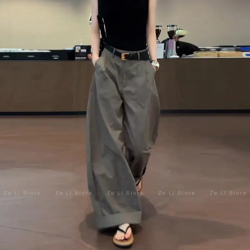 American Retro Gray Wide-leg Pants for Women, Summer 2026 New Arrival, Lightweight Loose Fit, Scimitar Casual Trousers
American Retro Gray Wide-leg Pants for Women, Summer 2026 New Arrival, Lightweight Loose Fit, Scimitar Casual Trousers