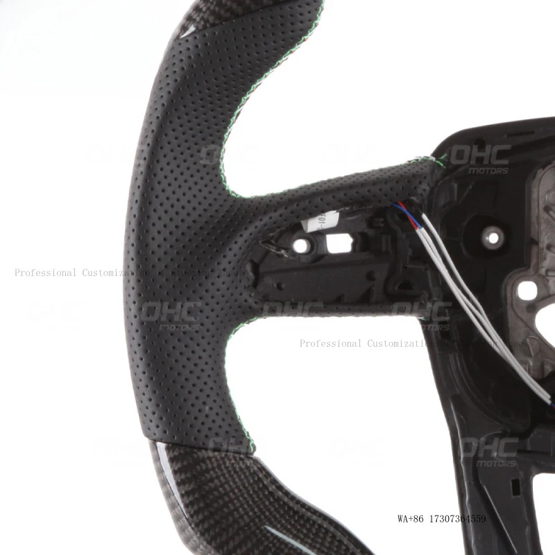 Suitable for Lamborghini Urus perforated leather carbon fiber LED smart sports modified car steering wheel
Suitable for Lamborghini Urus perforated leather carbon fiber LED smart sports modified car steering wheel
