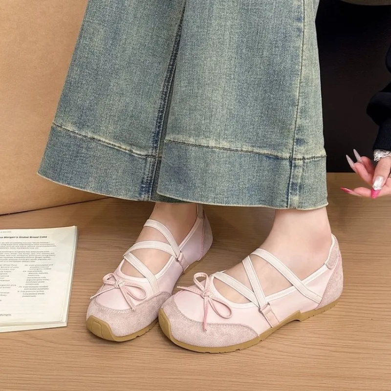 2026 Autumn New Casual Solid Color Versatile Women's Shoes
2026 Autumn New Casual Solid Color Versatile Women's Shoes