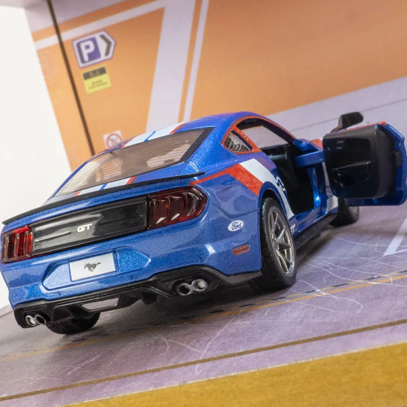 CCA 1:34 simulation Ford Mustang GT alloy car model, doors can be opened has simulated sound and lighting functions
CCA 1:34 simulation Ford Mustang GT alloy car model, doors can be opened has simulated sound and lighting functions