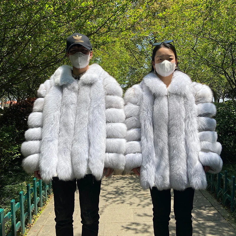 2022 Winter Jacket Women Real Fur Coat Natural Big Fluffy Fox Fur Outerwear Streetwear Warm Turn Down Collar
2022 Winter Jacket Women Real Fur Coat Natural Big Fluffy Fox Fur Outerwear Streetwear Warm Turn Down Collar