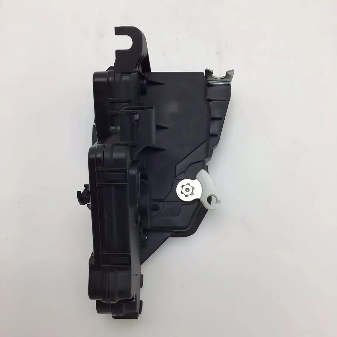 Suitable for Bmw 325I 2006-99, Bmw 325Xi 2005-01, Bmw 330I 2005-01, Bmw 330Xi 2005-01 Front Right Door Lock Oe:51217011244
Suitable for Bmw 325I 2006-99, Bmw 325Xi 2005-01, Bmw 330I 2005-01, Bmw 330Xi 2005-01 Front Right Door Lock Oe:51217011244