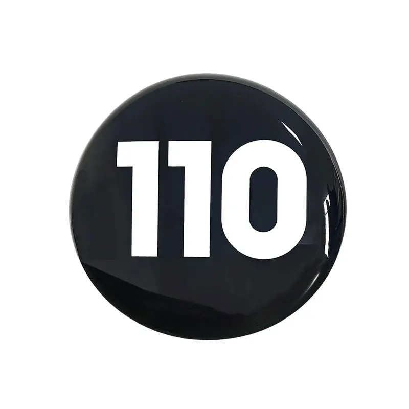 Suitable for 20-24 Land Rover Defender spare tire cover 110/90PP rear-hanging modified exterior accessories
Suitable for 20-24 Land Rover Defender spare tire cover 110/90PP rear-hanging modified exterior accessories