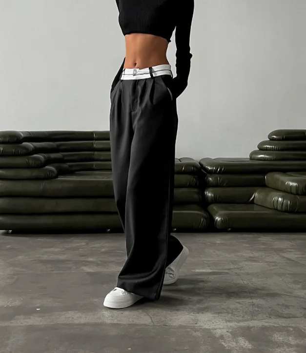 Women's Fashion Autumn Solid Color Fashion Slimming Casual Pants Niche Design Sense Floor Dragging Suit Pants
Women's Fashion Autumn Solid Color Fashion Slimming Casual Pants Niche Design Sense Floor Dragging Suit Pants