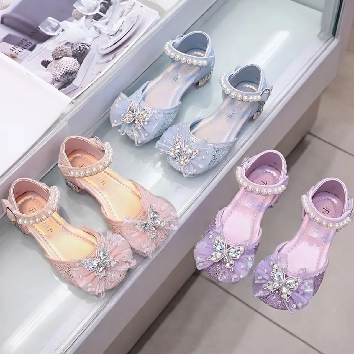 Kids'Casual Shoes Sandals Sequin Pearl Butterfly PU Leather High Heels Summer Shoes For Girls Anti-slip Blue Pink Size 26-34
Kids'Casual Shoes Sandals Sequin Pearl Butterfly PU Leather High Heels Summer Shoes For Girls Anti-slip Blue Pink Size 26-34