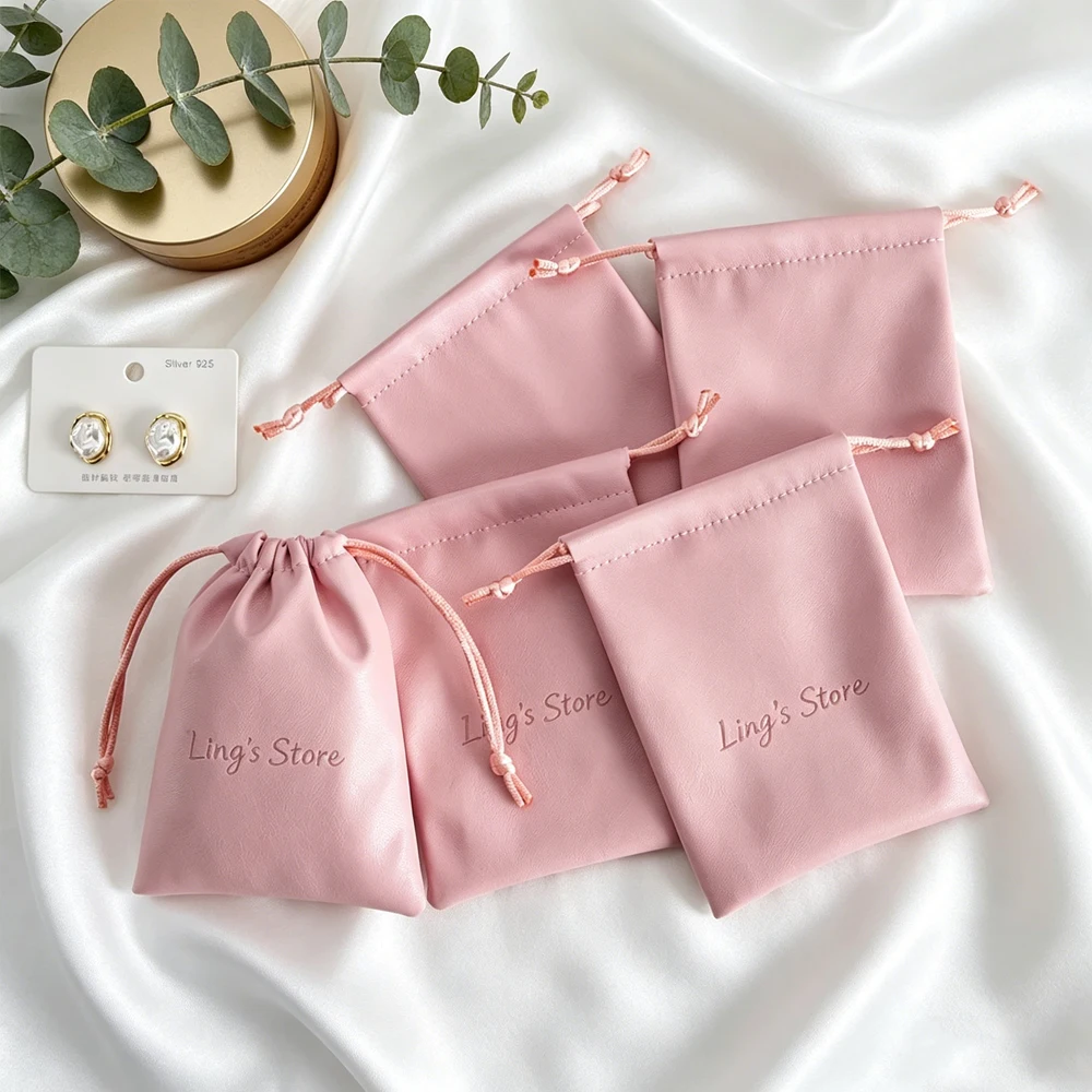 50/100Pcs Custom Logo Pink PU Leather Jewelry Bag Ring Earring Bracelet Drawstring Storage Pouch Makeup Travel Box Personalized
50/100Pcs Custom Logo Pink PU Leather Jewelry Bag Ring Earring Bracelet Drawstring Storage Pouch Makeup Travel Box Personalized