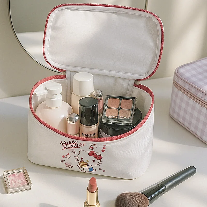 Косметичка с героями мультфильмов «Hello Kitty», водонепроницаемые портативные дорожные сумки для женщин, большая вместительная сумка для стирки, косметичка для хранения
Косметичка с героями мультфильмов «Hello Kitty», водонепроницаемые портативные дорожные сумки для женщин, большая вместительная сумка для стирки, косметичка для хранения