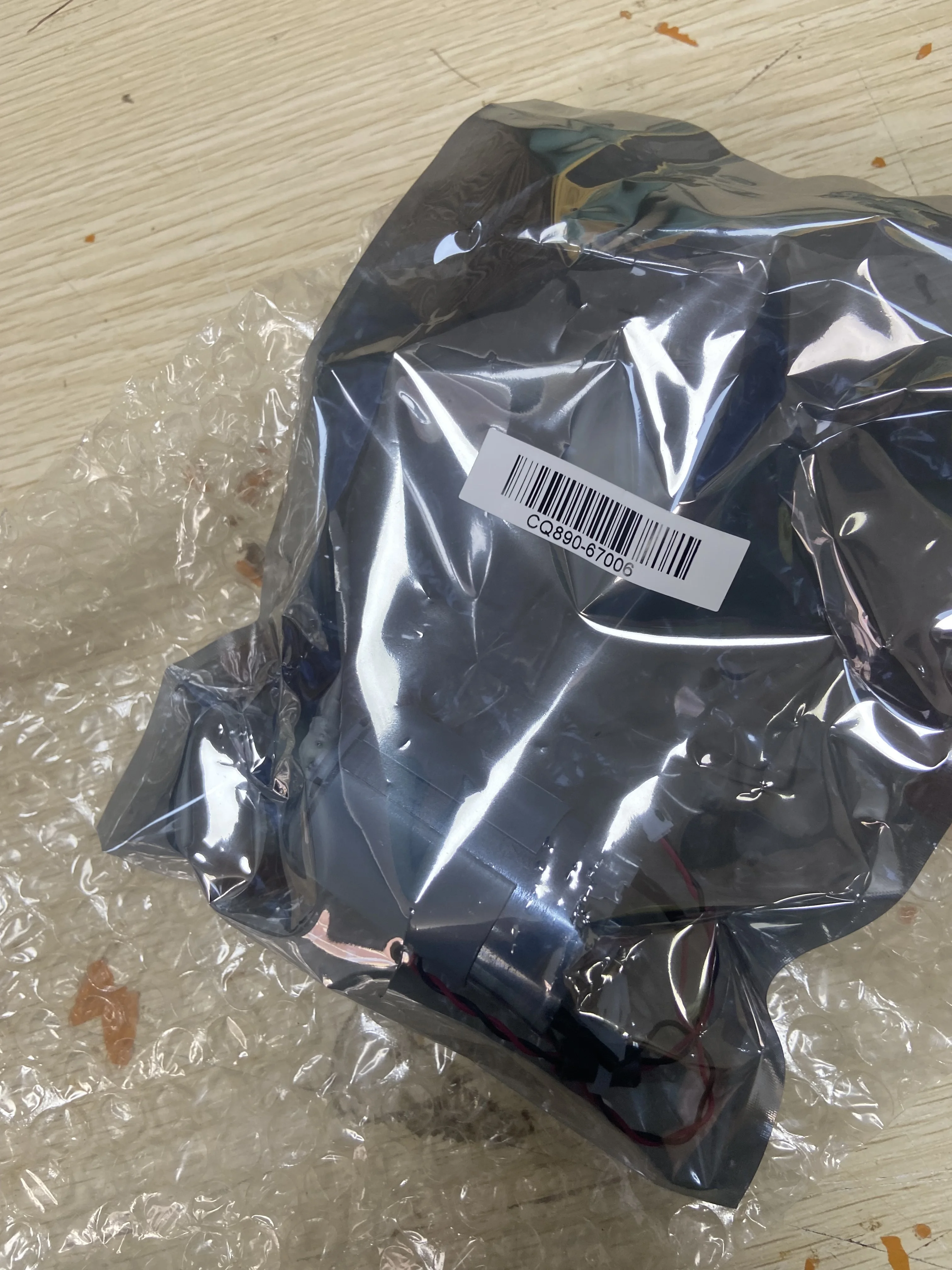 Оригинальный новый двигатель каретки CQ890-67006 для HP DesignJet T120 T520 T730 T830 CQ890-60092 F9A30-67063 детали плоттера
Оригинальный новый двигатель каретки CQ890-67006 для HP DesignJet T120 T520 T730 T830 CQ890-60092 F9A30-67063 детали плоттера