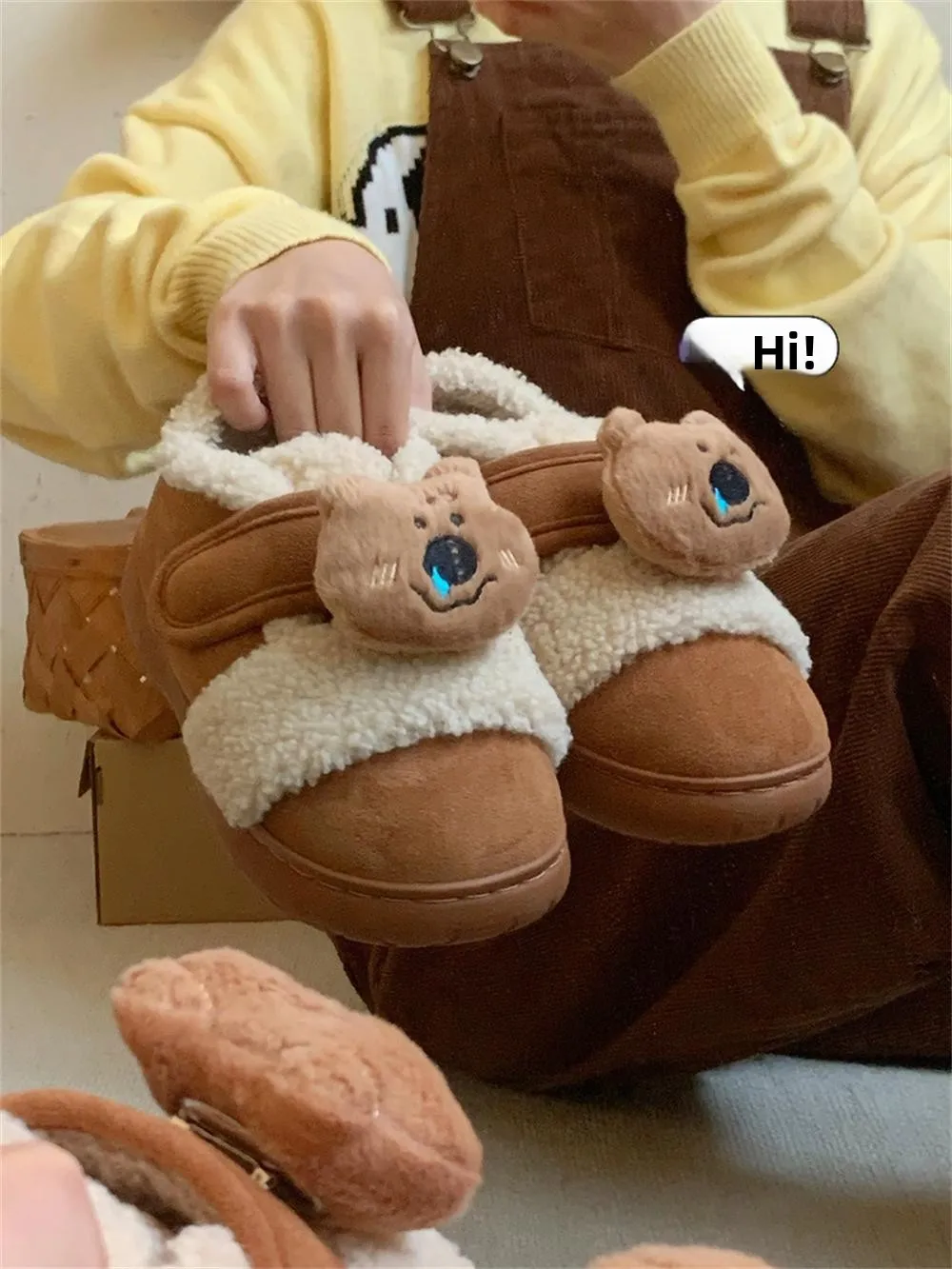 Warm Fleece Lined Bear Bean Shoes Flat Bottom Retro Magic Tape Autumn Winter Cotton Shoes for Women Cozy Casual Slip-On Sneakers
Warm Fleece Lined Bear Bean Shoes Flat Bottom Retro Magic Tape Autumn Winter Cotton Shoes for Women Cozy Casual Slip-On Sneakers