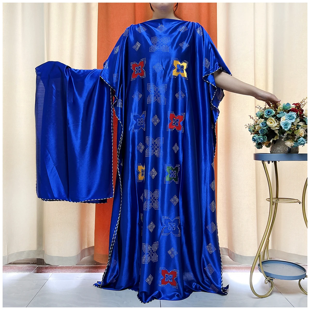 African Abaya For Women Kaftan islamic Clothing With Scarf African Women Dress Inlaid Mubarak Dubai Femme Luxury Muslim Dress
African Abaya For Women Kaftan islamic Clothing With Scarf African Women Dress Inlaid Mubarak Dubai Femme Luxury Muslim Dress