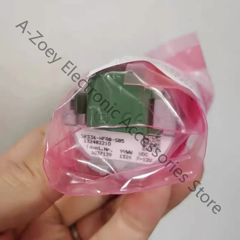 Brand new original Single cycle absolute value servo encoder SKS36-HFA0-S05 1037139
Brand new original Single cycle absolute value servo encoder SKS36-HFA0-S05 1037139