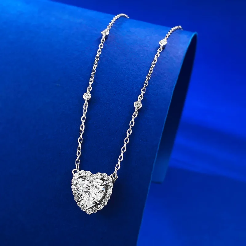 S925 Sterling Silver Cubic Zirconia Iced Out Pendant Necklace Heart Shape Necklace
S925 Sterling Silver Cubic Zirconia Iced Out Pendant Necklace Heart Shape Necklace