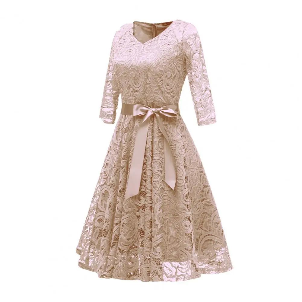 Back Zipper Midi Dress Women Party Dress Elegant V-neck Prom Dress with Flower Embroidery A-line Silhouette Double for Women's
Back Zipper Midi Dress Women Party Dress Elegant V-neck Prom Dress with Flower Embroidery A-line Silhouette Double for Women's