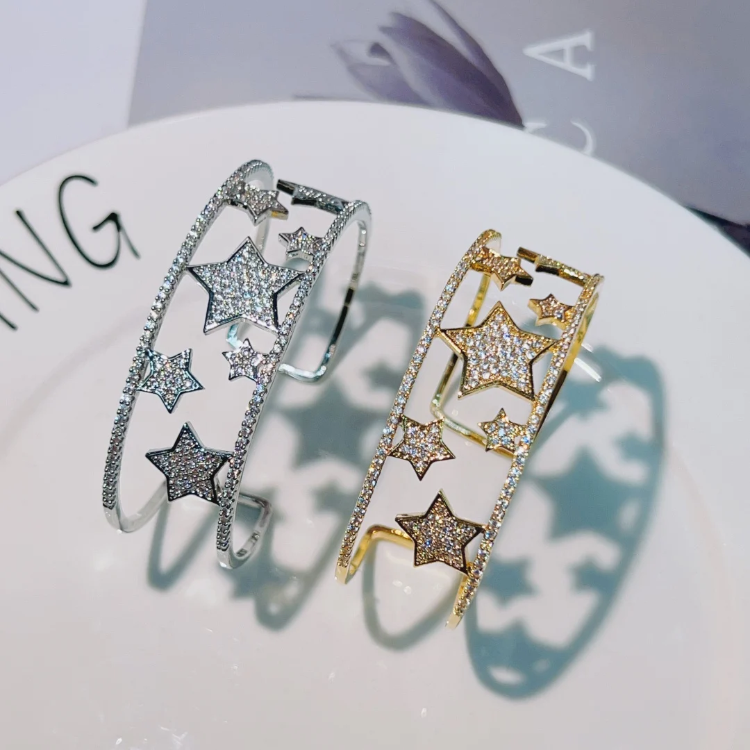 HIBRIDE New Luxury Romantic Exquisite Star Bracelet Non-Fading Open Women's Jewelry Set Daily Holiday Gift Banquet Wedding B112 
HIBRIDE New Luxury Romantic Exquisite Star Bracelet Non-Fading Open Women's Jewelry Set Daily Holiday Gift Banquet Wedding B112