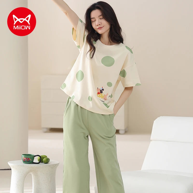 MiiOW 2Pcs Summer Women's Pajamas Set Cotton Short Sleeve Cropped Pants Woman Homewear Cute Print Girls Pajamas Woman Sleepwear
MiiOW 2Pcs Summer Women's Pajamas Set Cotton Short Sleeve Cropped Pants Woman Homewear Cute Print Girls Pajamas Woman Sleepwear