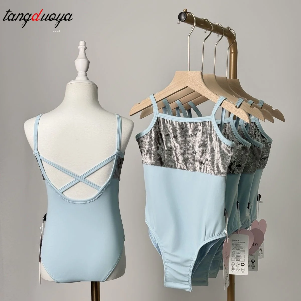 Children Dance Clothes Summer Sling Ballet Leotards for Girls Gymnastics Kids Dance Camisole Velvet Ballet Jumpsuits Dance Wear
Children Dance Clothes Summer Sling Ballet Leotards for Girls Gymnastics Kids Dance Camisole Velvet Ballet Jumpsuits Dance Wear