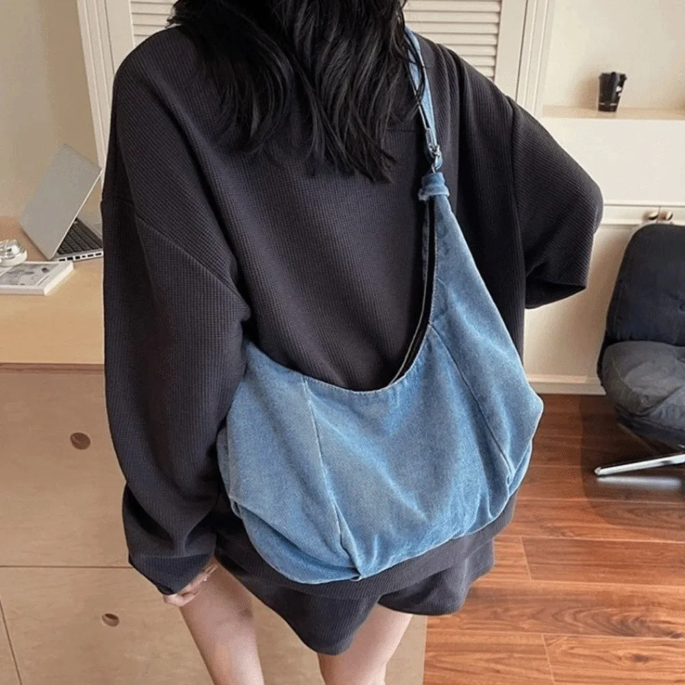Korean Vintage Denim Shoulder Bag Large Capacity Cross Body Hobo Sling Bag Zipper Versatile Satchel Bags Unisex
Korean Vintage Denim Shoulder Bag Large Capacity Cross Body Hobo Sling Bag Zipper Versatile Satchel Bags Unisex
