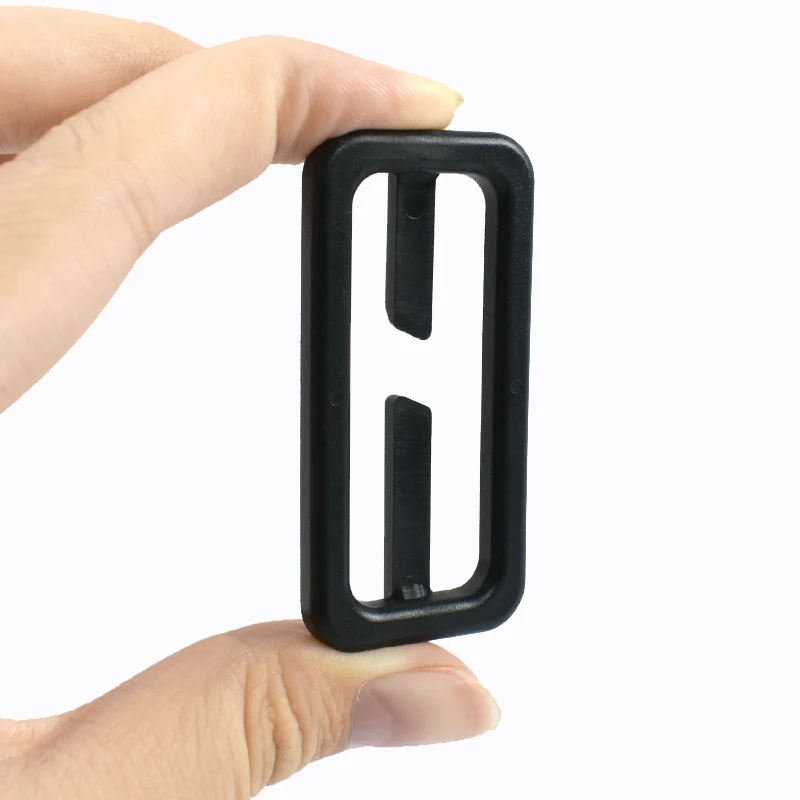 10-50Pcs Plastic Ring 20-50mm Bag Strap Buckle Tri Glide Slider Replacement Clasp Luggage Webbing Adjust Buckles DIY Accessories
10-50Pcs Plastic Ring 20-50mm Bag Strap Buckle Tri Glide Slider Replacement Clasp Luggage Webbing Adjust Buckles DIY Accessories