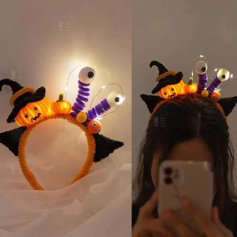 Halloween Witch Hat Pumpkin Hat Glowing Headband Headband Plush Horror Parody Prop Twist Stick Handmade DIY Material Package New
Halloween Witch Hat Pumpkin Hat Glowing Headband Headband Plush Horror Parody Prop Twist Stick Handmade DIY Material Package New