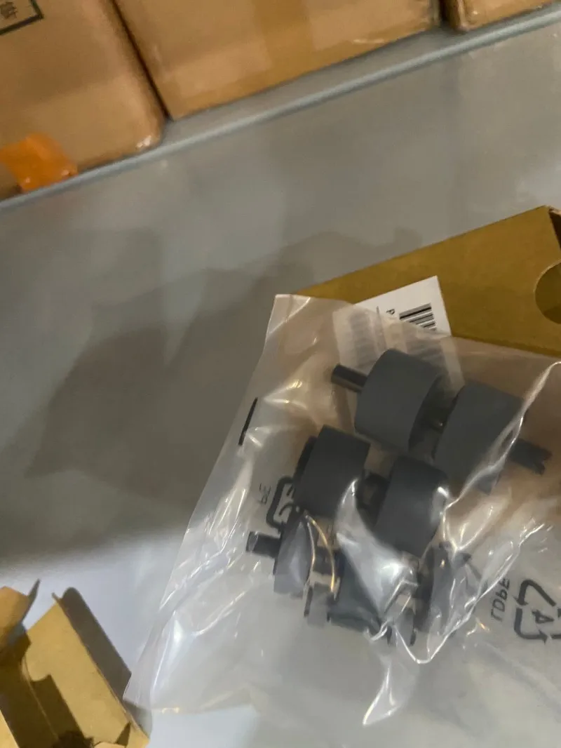 5 комплектов ADS-4100 4300 ADS-4500W 4700W PRK-A3001 Разделительный ролик захвата тормозов для Brother ADS-2200 ADS-2700W ADS-3100 ADS-3300W
5 комплектов ADS-4100 4300 ADS-4500W 4700W PRK-A3001 Разделительный ролик захвата тормозов для Brother ADS-2200 ADS-2700W ADS-3100 ADS-3300W