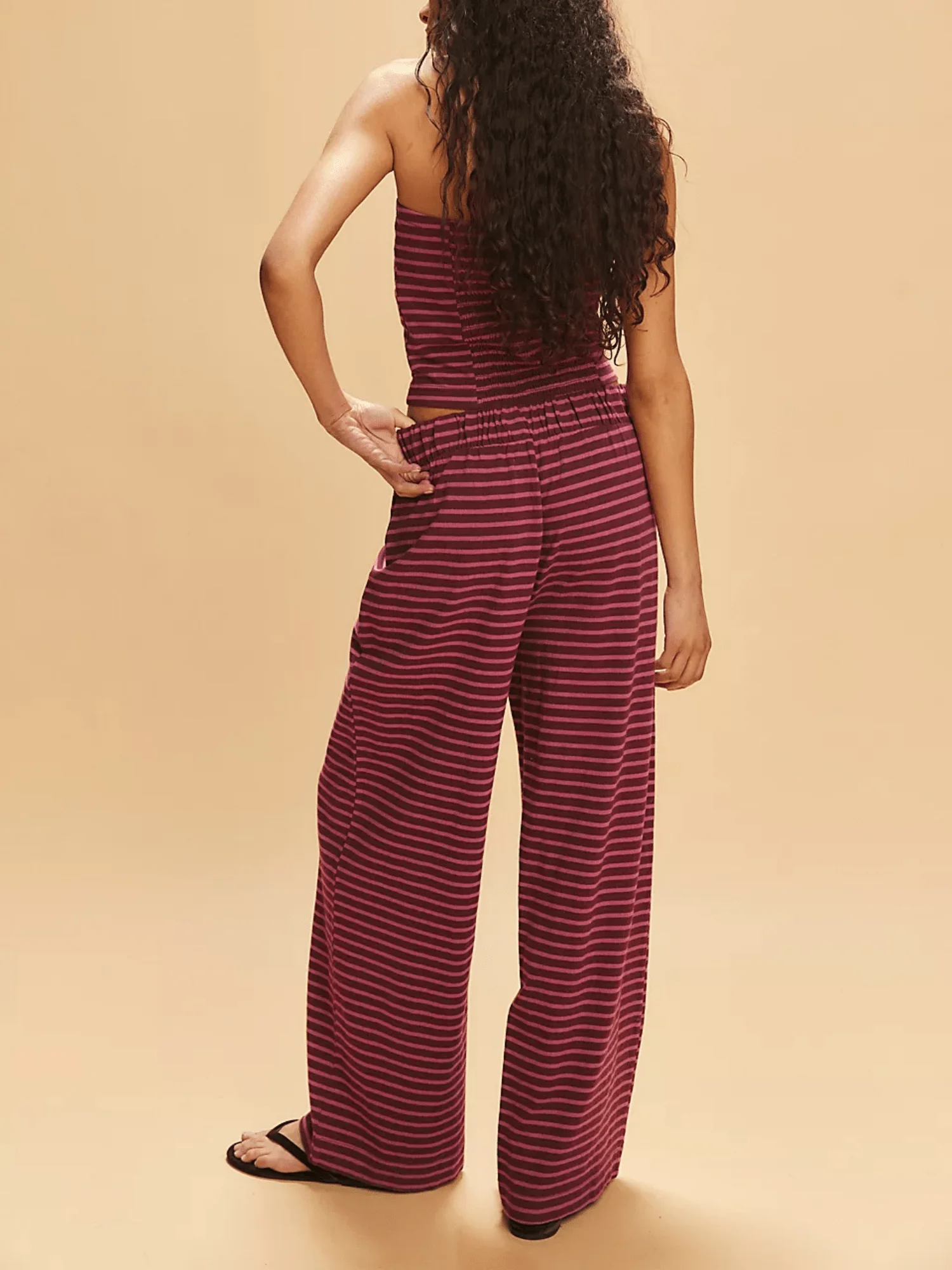 Womens Striped 2 Piece Set Strapless Crop Top Elastic Waist Wide Leg Pants Casual Loungewear
Womens Striped 2 Piece Set Strapless Crop Top Elastic Waist Wide Leg Pants Casual Loungewear