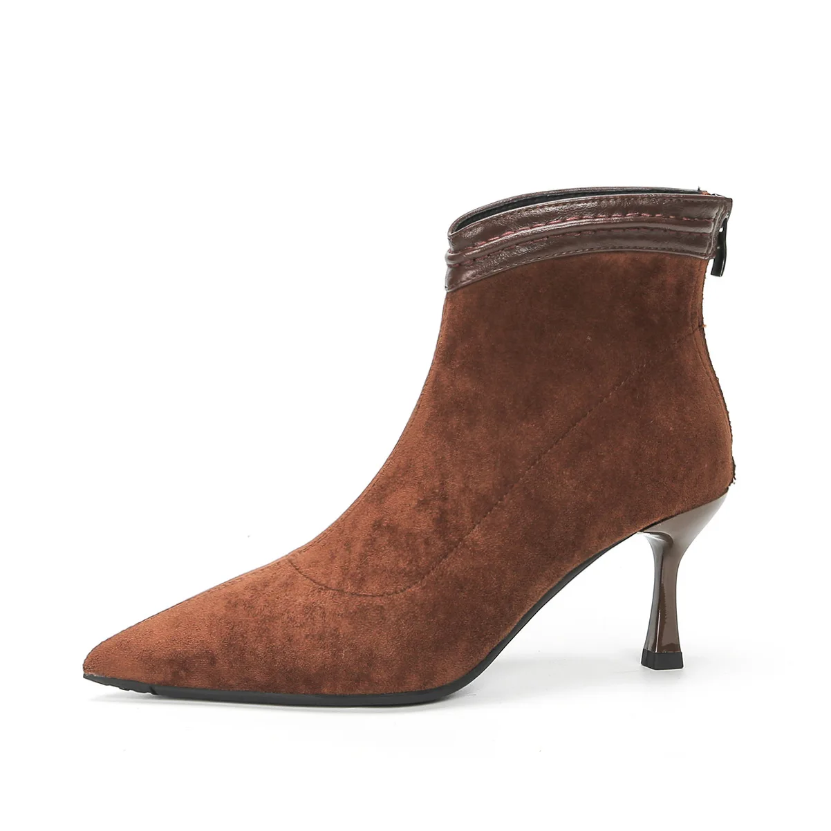 Женские короткие сапоги на высоком каблуке с острым носком, новый сезон 2022, зимние замшевые носки на тонком каблуке, сапоги с молнией сзади, эластичные ботинки
Женские короткие сапоги на высоком каблуке с острым носком, новый сезон 2022, зимние замшевые носки на тонком каблуке, сапоги с молнией сзади, эластичные ботинки