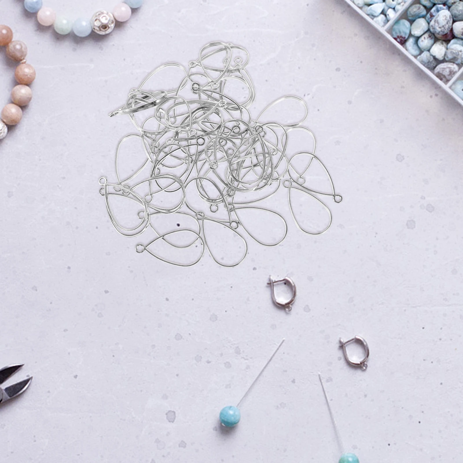 50pcs Bezel Hollowed Tray Open Charm Necklace Bracelet DIY Accessories Jewelry Making Diy Jewelry Material Findings
50pcs Bezel Hollowed Tray Open Charm Necklace Bracelet DIY Accessories Jewelry Making Diy Jewelry Material Findings