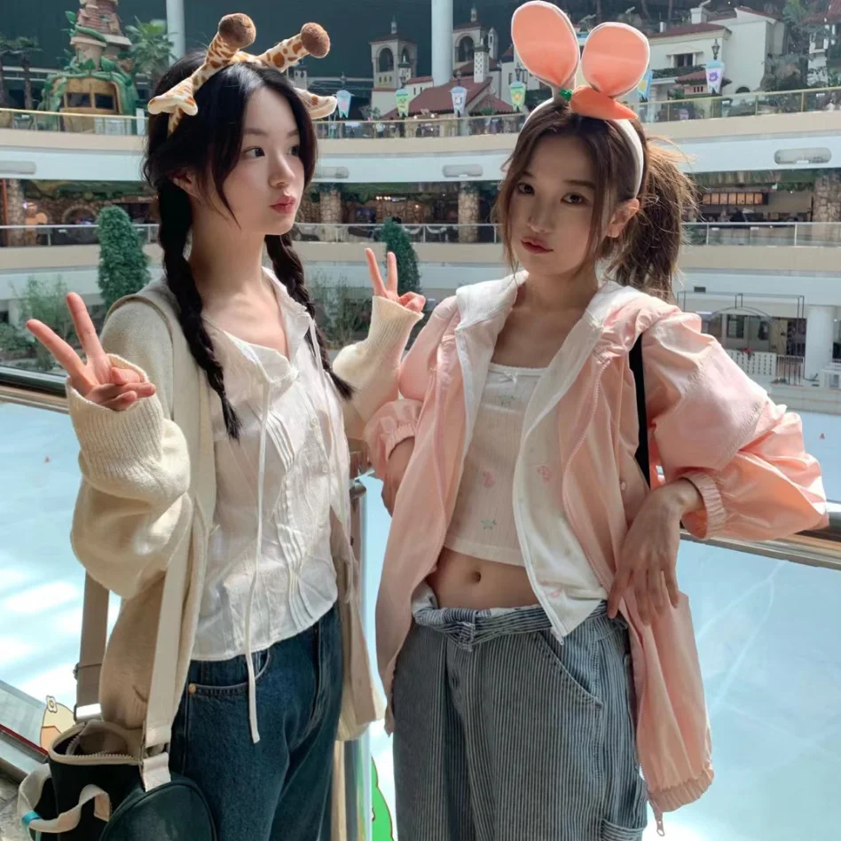 TheBarnet Autumn 2025 New Loose Casual Hooded Zipper Jacket And Sports Pants Set Women's Fashion Set Long Sleeve round Neck
TheBarnet Autumn 2025 New Loose Casual Hooded Zipper Jacket And Sports Pants Set Women's Fashion Set Long Sleeve round Neck