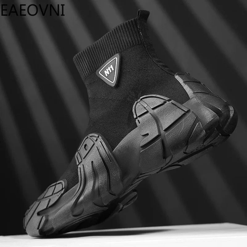 Мужские ботинки Уличная обувь Высокие кеды без шнуровки с круглым носком Мягкие удобные износостойкие ботинки для мужчин Высокоэластичный дизайн Young
Мужские ботинки Уличная обувь Высокие кеды без шнуровки с круглым носком Мягкие удобные износостойкие ботинки для мужчин Высокоэластичный дизайн Young