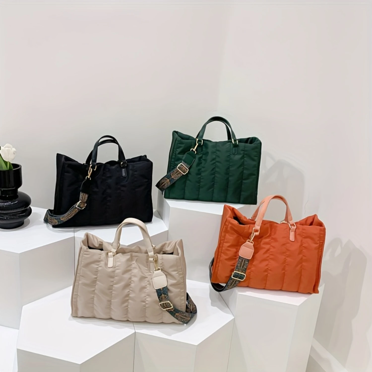 Simple Quilted Shoulder Bag, Casual Large Capacity Handbag For Work & Shopping, Casual Tote Bag With Adjustable Strap
Simple Quilted Shoulder Bag, Casual Large Capacity Handbag For Work & Shopping, Casual Tote Bag With Adjustable Strap