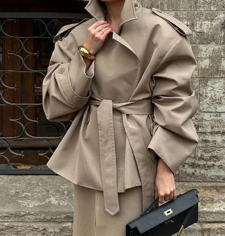 2025 New Lady Daily Street Commute Overwear Fashion Full Sleeve High Waist Long Coat For Women Casual Lapel Lace Up Loose Jacket
2025 New Lady Daily Street Commute Overwear Fashion Full Sleeve High Waist Long Coat For Women Casual Lapel Lace Up Loose Jacket