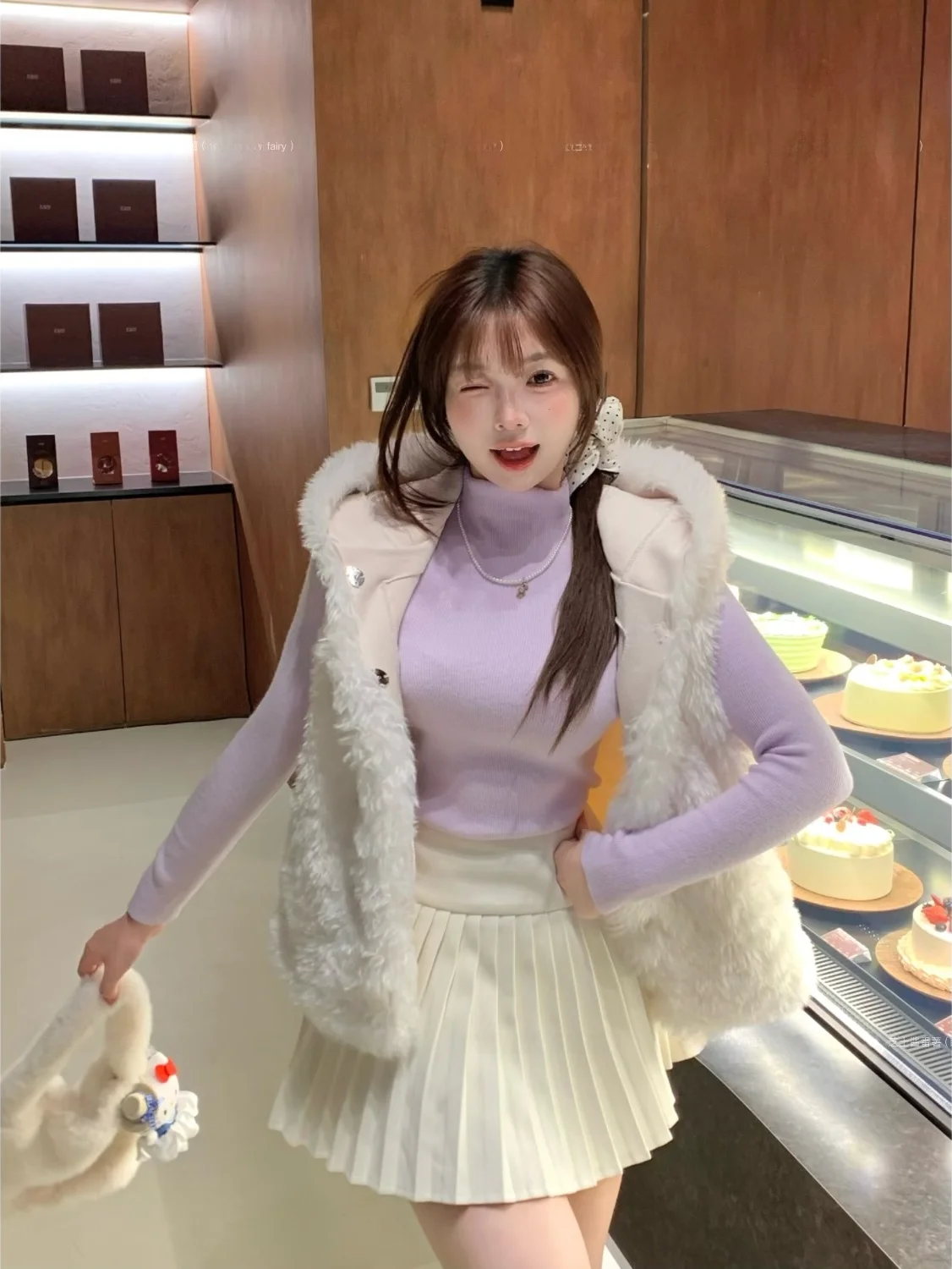 Очаровательная плиссированная юбка-аккордеон из тонкой шерсти с высокой талией для женщин, универсальная, белая, осенне-зимняя
Очаровательная плиссированная юбка-аккордеон из тонкой шерсти с высокой талией для женщин, универсальная, белая, осенне-зимняя