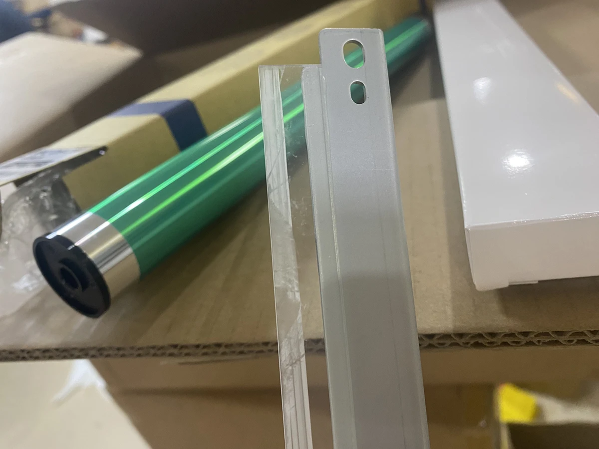 Барабан OPC + чистящее лезвие для Toshiba E-Studio 168 208 230 280s 163 182 212 242 232 282 233 283 18 195 223 225 243 245 Цилиндр
Барабан OPC + чистящее лезвие для Toshiba E-Studio 168 208 230 280s 163 182 212 242 232 282 233 283 18 195 223 225 243 245 Цилиндр