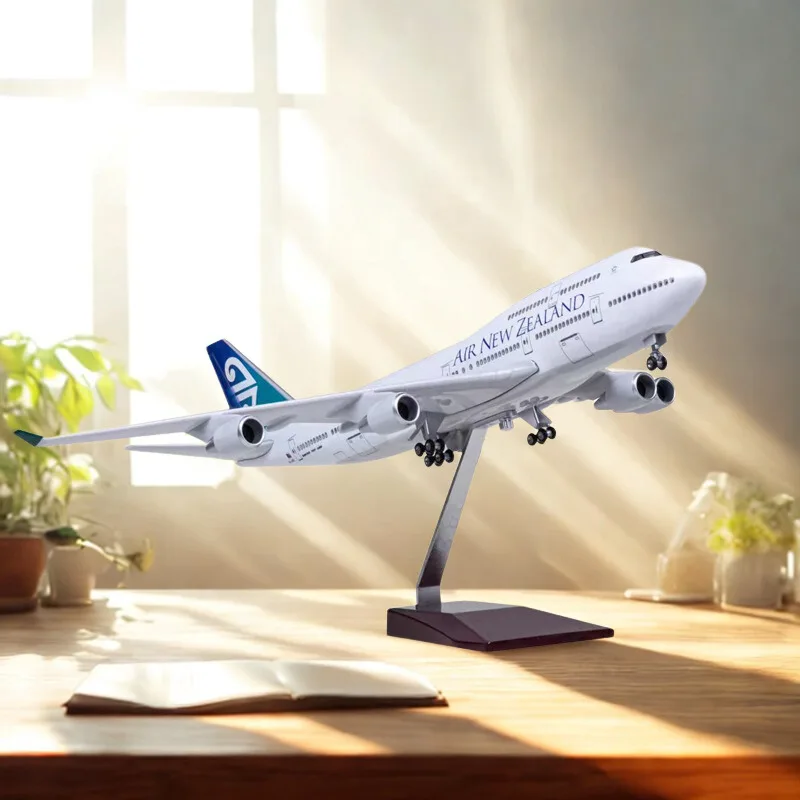 1/150 Scale 47CM Resin Airplane Model B747 New Zealand Airlines Aircraft Plane with Light and Wheel Landing Gears Holiday Decor
1/150 Scale 47CM Resin Airplane Model B747 New Zealand Airlines Aircraft Plane with Light and Wheel Landing Gears Holiday Decor