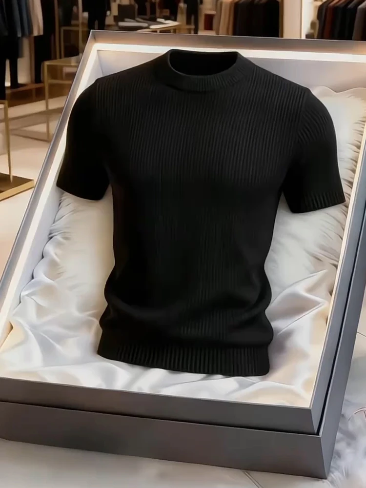 Black Knitted Short Sleeve Men's T-Shirt High Collar Slim Fit Summer American Style Cleanfit Cuff Short Sleeve Top for Men
Black Knitted Short Sleeve Men's T-Shirt High Collar Slim Fit Summer American Style Cleanfit Cuff Short Sleeve Top for Men