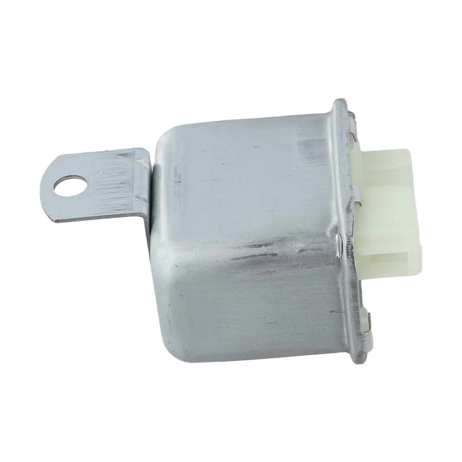 Off-Road Driving BJ40 BJ42 BJ43 Electrical Current Management Dependable Starting Performance Efficient Operation
Off-Road Driving BJ40 BJ42 BJ43 Electrical Current Management Dependable Starting Performance Efficient Operation