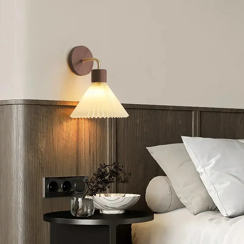 Nordic Bedroom LED Wall Lamp Modern Wood Wall Light Indoor Lighting Room Decor Sconces For Bedside Living Room Hotel E27 Bulb
Nordic Bedroom LED Wall Lamp Modern Wood Wall Light Indoor Lighting Room Decor Sconces For Bedside Living Room Hotel E27 Bulb