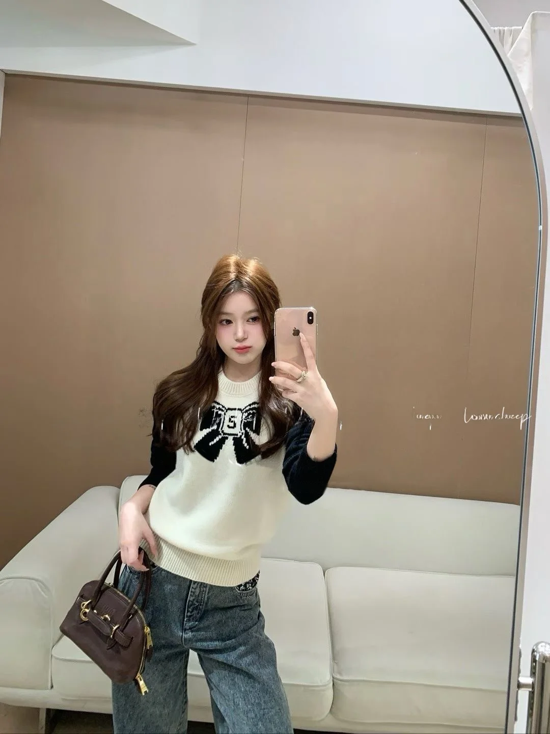 Elegant round Neck Knitwear Women's Short Sweater Knot Embroidery Color Block Loose Fit Autumn Winter Warm Top
Elegant round Neck Knitwear Women's Short Sweater Knot Embroidery Color Block Loose Fit Autumn Winter Warm Top