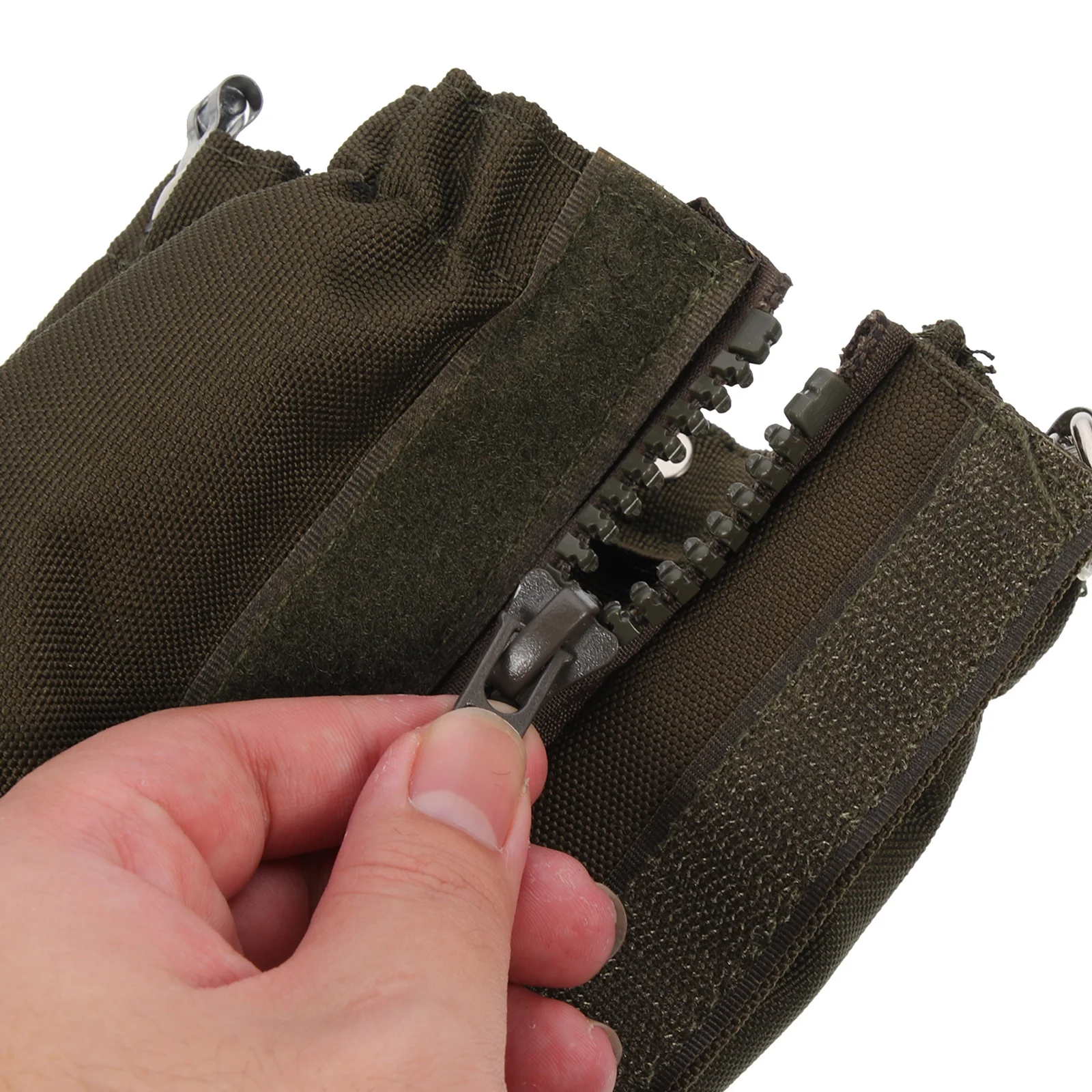 2Pcs Outdoor Sports Waterproof Knee Cover Practical Wear-Resistant Protector Hiking Climbing Pads Protection - Cover
2Pcs Outdoor Sports Waterproof Knee Cover Practical Wear-Resistant Protector Hiking Climbing Pads Protection - Cover