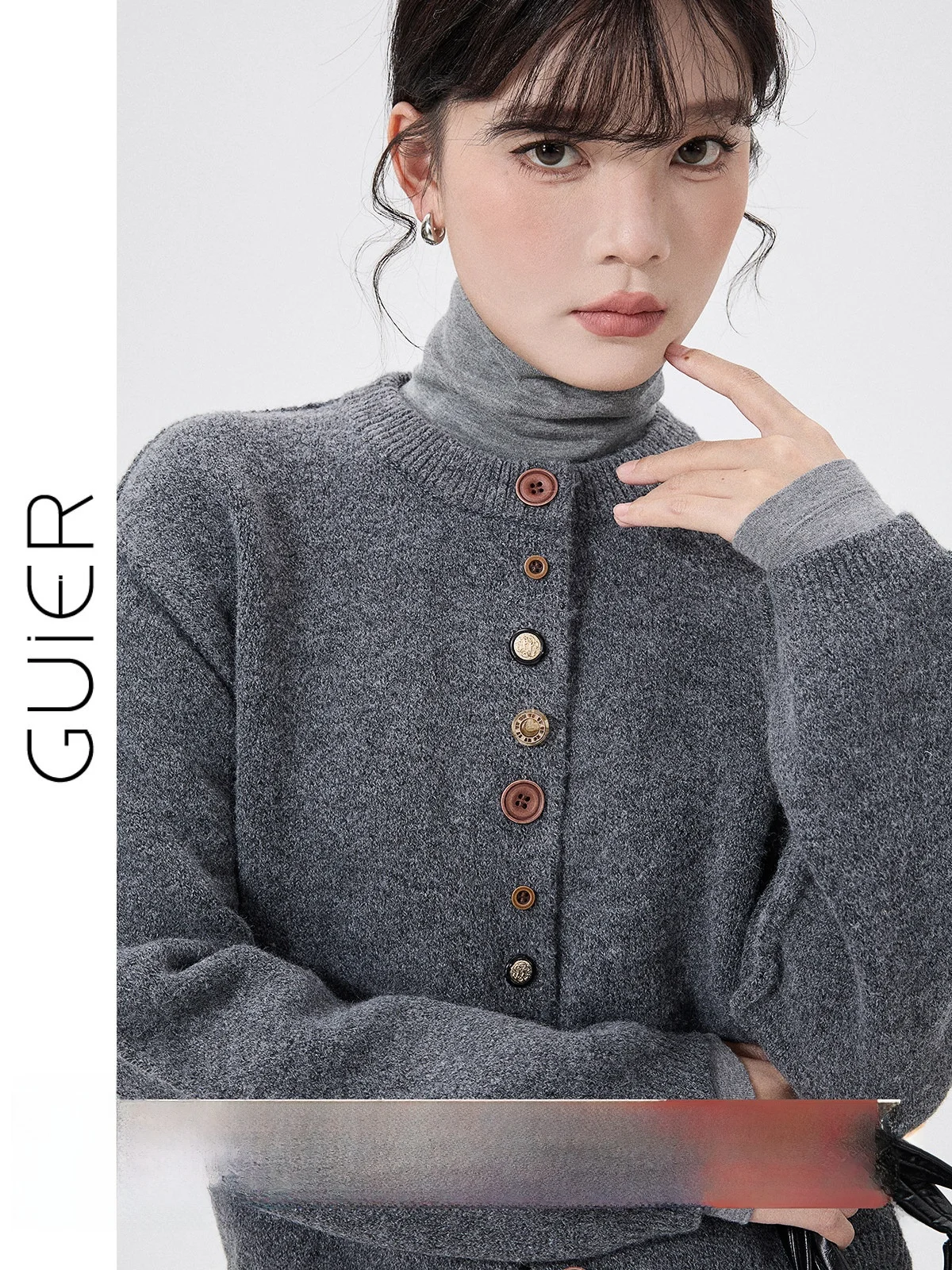 Guier Knitted Sweater Cardigan Women's Winter New Sle Irregular Button round Ne High-End Feeling Top Casual Sle Long Sl...
Guier Knitted Sweater Cardigan Women's Winter New Sle Irregular Button round Ne High-End Feeling Top Casual Sle Long Sl...