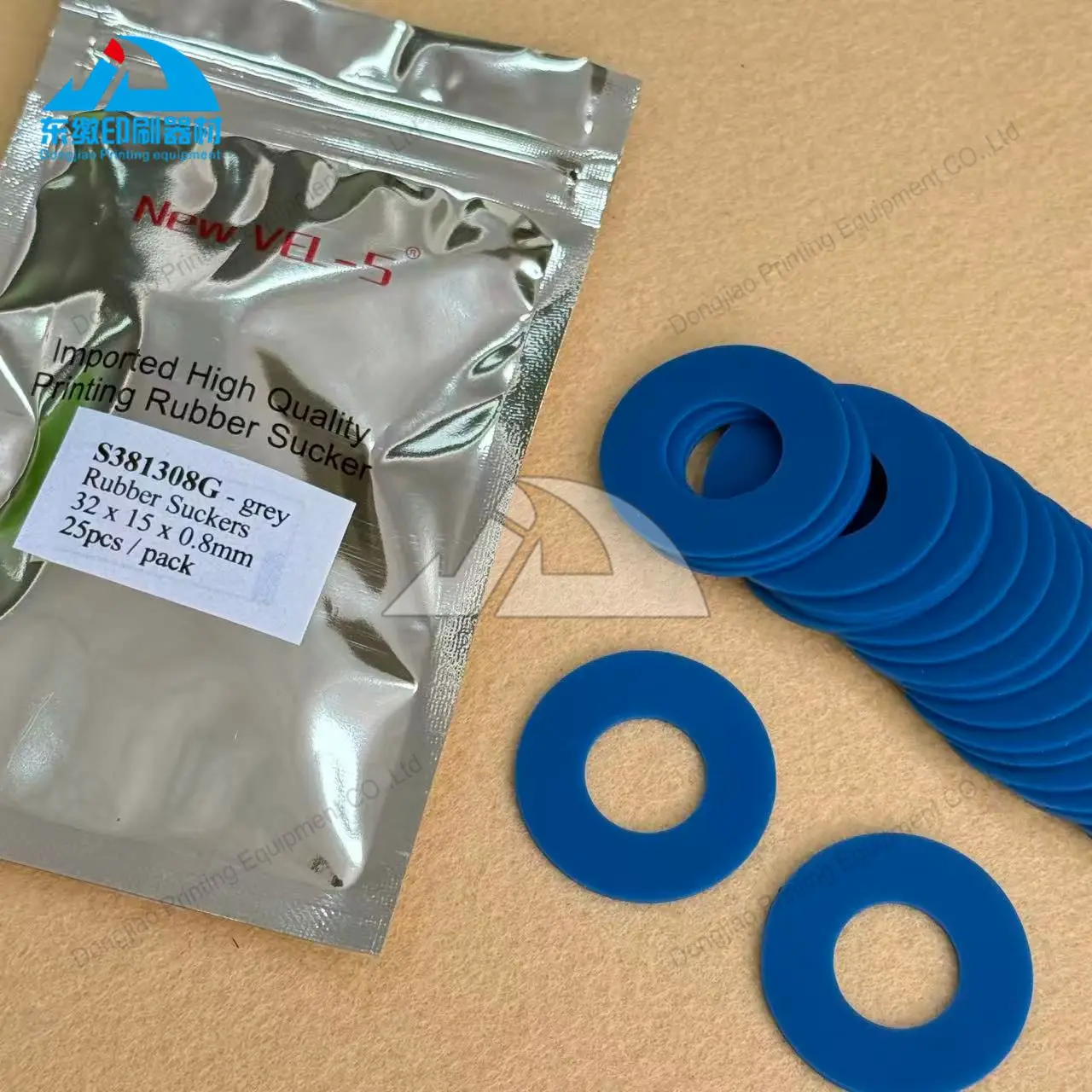 Blue Rubber Sucker Replacement Parts Sucker 38x13x0.8mm 35X15X0.8mm 32X15X0.8mm 38X13X1mm 35X13X0.8mm 34X13X1mm 35X15X0.8mm
Blue Rubber Sucker Replacement Parts Sucker 38x13x0.8mm 35X15X0.8mm 32X15X0.8mm 38X13X1mm 35X13X0.8mm 34X13X1mm 35X15X0.8mm